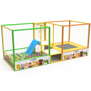 Estructura de Trampolín de Madera de Alta Calidad, Segura y Suave, con Red de Protección y Tobogán para Áreas de Juego - Product Image 1