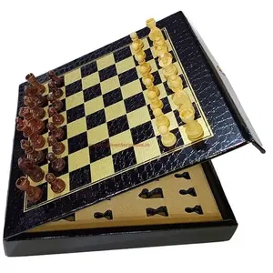 新款2024高品质人造革磁性象棋套装尺寸10 "x10" 实心棋盘和象棋游戏储物盒