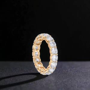 Anillo de banda de eternidad de diamante con corte de cojín de moissanita de 7,00 quilates de 30/quilates hecho en oro macizo de 10K,14K,18K - Product Image 4