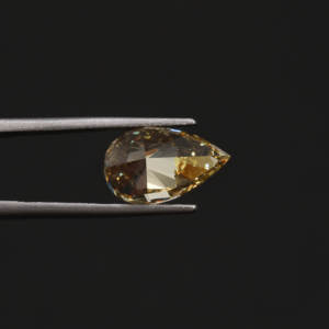 Diamante CVD cultivado en laboratorio suelto de corte de pera de 5,0 CT, exquisito Diamante de joyería relleno de Color amarillo elegante con certificado - Product Image 4