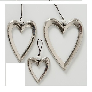 Solid Metal Eco-Friendly High Quality <b>Tree</b> <b>Stand</b> for Farmhouse and Home Decor Heart Shaped - Product Image 1