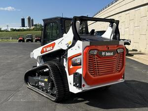 2025 T66 Skid Steer Loader avec une excellente boîte de vitesses de pompe à roulement moteur-une très bonne affaire! - Product Image 5
