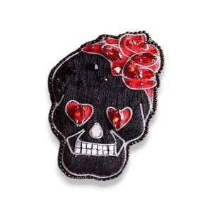 Broche de perro salchicha bordado a mano y broche de moda con cuentas de alambre de lingotes - Product Image 6