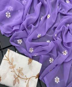 ชุดส่าหรีสำหรับงานแต่งงานส่าหรีผ้าฝ้ายลายดอกไม้พร้อมชุดเย็บปักแบบอินเดียดั้งเดิมสวมใส่สบายในเครื่องซักผ้า - Product Image 2