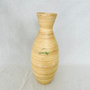 Jarrón de Bambú Artesanal Moderno, Minimalista y Ecológico, Decorativo para el Hogar, Nuevo Diseño, Color y Logotipo Personalizables, Hecho en Vietnam - Product Image 1