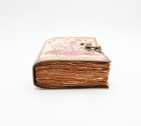 Acheter un journal en cuir, un carnet, un livre de sorts, un grimoire, un journal imprimé, un journal pour les amoureux du tarot, un journal spirale gothique, un journal pour les amoureux des crânes