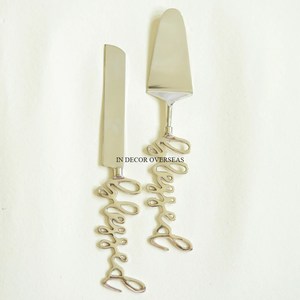 ดอกไม้และใบชุบทองเกรดสูงดีไซน์เนอร์ที่ดูน่าดึงดูดสำหรับเซิร์ฟเวอร์เค้กขัดเงาสีเงิน - Product Image 5