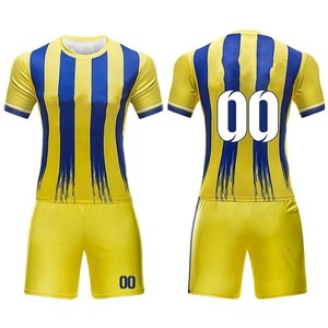 Camiseta de fútbol personalizada negra y naranja, tela de malla de poliéster transpirable de secado rápido, todo uniforme personalizado para fútbol - Product Image 2