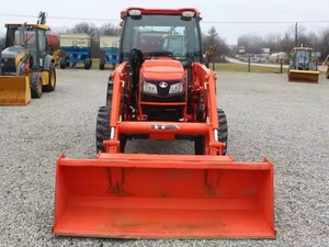2021 Kubota MX5400 70hp 4WD Tractor de jardín de césped agrícola usado barato a la venta en Alemania - Product Image 2