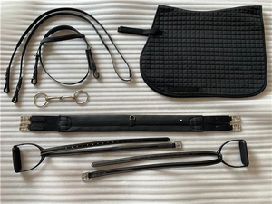 Estilo de moda de alta calidad caballo a juego sillín de carreras conjunto bordado logotipo personalizado fabricación sillines de caballo - Product Image 2