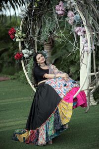 Novo Designer Navratri Rayon Especial Rosca Bordado Trabalho Lehenga Blusa Cadeia Anexado Com Latkan <span class=keywords><strong>Dori</strong></span> E Dupatta