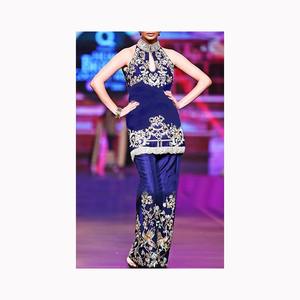 Robe en soie pakistanaise de haute qualité décontractée et tenue de fête fournisseur indien pour les occasions de mariage et de mariée - Product Image 2