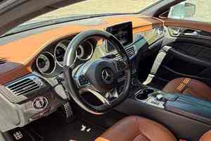 Used 2024 CLS400 4Matic 329 hp Turbo 6 Cylinder AWD Left Leather Seats Rear <b>Camera</b> Highly Equipped Unmodified - Product Image 2