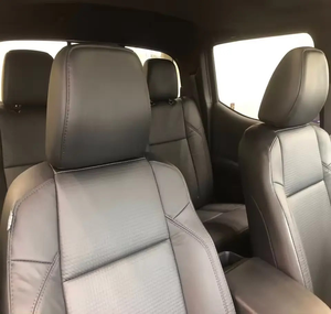 2024 Usado, Volante a la Izquierda, Gris Concreto, TR D Todoterreno Premium con Interior de Cuero Negro, Cámara Trasera - Product Image 5