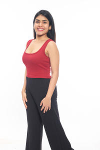 Elegante mujer granate acanalado Crop Tank Top estirable sin mangas cuello cuadrado Spandex Knit Shirt para verano Casual Layering Looks - Product Image 3