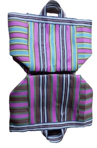 Sacs à main pour femmes à rayures multicolores écologiques Sacs de shopping et d'extérieur tissés en nylon recyclé fabriqués en Inde - Product Image 2