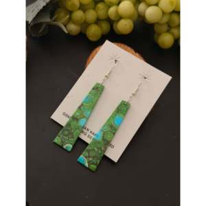 Pendientes Colgantes de Plata de Ley con Turquesa Verde Mohave Navajo y Diseño Geométrico de Losa - Product Image 4