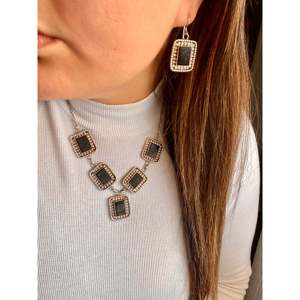 Navajo Handcrafted Onyx and Sterling <b>Silver</b> <b>Necklace</b> <b>Set</b> - Product Image 2