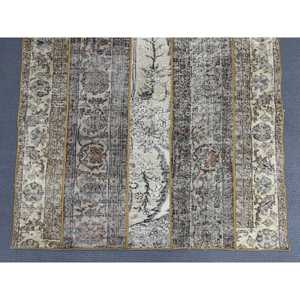 Alfombra Turca Vintage de 4.4x4.6 pies, Alfombra Decorativa, Alfombra de Lana Marrón - Product Image 4