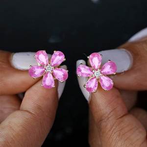 Boucles d'oreilles élégantes en argent sterling 925 et or rose avec saphir certifié IGI Boucles d'oreilles fleur de cerisier Zircon Accent Studs Gift Jewelry - Product Image 3