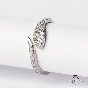 Anillo de Plata de Ley 925 con Cierre de Amor y Circonita Dorada para Regalo - Product Image 6