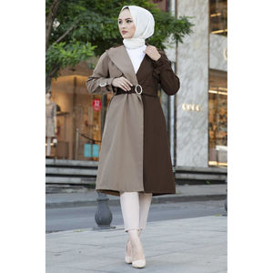 Manteau trench décontracté pour femme, bicolore, couleur beige, avec doublure en lin et fourrure de renard, disponible en longueur longue ou courte, modèle 100MD-10016 - Product Image 1