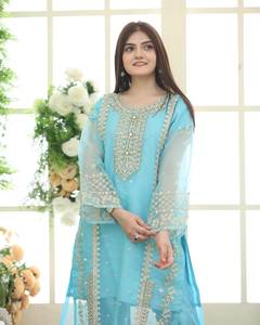 Derniers vêtements de soirée de créateur Top en organza avec vêtements indiens et pakistanais Dupatta - Product Image 3