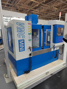 Centre d'usinage vertical CNC avec conception à <span class=keywords><strong>colonne</strong></span>, machine de fraisage <span class=keywords><strong>VMC</strong></span> Mini avec magazine d'outils 24T - Product Image 2