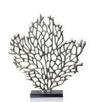 Sculpture artisanale métallique personnalisable de luxe moderne de haute qualité pour la maison, les hôtels, la décoration de tables multiples, sculptures impressionnantes