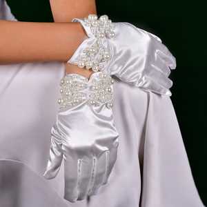 Gants Bridella MM13 en perles blanches et satin, doux et flexibles, pour mariages, bals de fin d'année et événements formels - Product Image 5