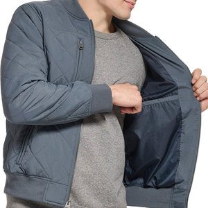 2025 nueva moda Unisex chaqueta de bombardero cálida capa interior suave soporte con capucha ajuste relajado secado rápido diseñado Comodidad todo clima - Product Image 5