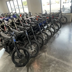 Edición Especial 2025 Surron Light Bee X Color Azul, Batería de Litio de 8000W, Motor Central de 60V 40Ah, Listo para Enviar - Product Image 3