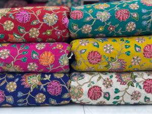 Le tissu de viscose de travail de broderie d'impression de position de crep naturel pur fait au matériel de robe de fantaisie - Product Image 5