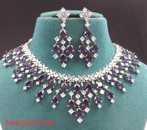 Collier AD élégant avec boucles d'oreilles assorties idéal pour les tenues de mariage des femmes, les événements spéciaux et les fonctions festives - Product Image 2