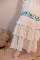 Luxueux coton femmes bleu Floral brodé doré Sequin fabriqué à la main Boho Chic été déclaration ludique Flair Maxi robe