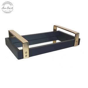Bandeja rectangular negra moderna con asas doradas, Perfecta para servir con estilo, decoración elegante para el hogar y opción de regalo - Product Image 3