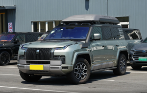 Véhicule électrique à autonomie étendue U8 Premium, grand SUV 5 places avec une autonomie NEDC de 601 à 700 km - Product Image 3