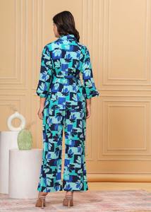 Femmes doux imprimé fleuri bleu Coord ensemble deux pièces ensemble décontracté cravate-teinture costume 3/4 manches 2 pièces femmes ensemble - Product Image 2