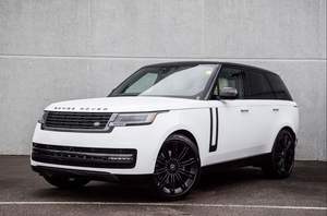 Nuevo Land Rover Range Rover Vogue SE V6 Turbo 4.4L Gasolina Transmisión Automática Techo Panorámico Cuero LED Oscuro 2025 - Product Image 2