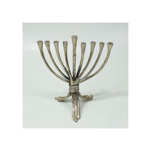 High Standard Quality Candelabra <b>Silver</b> Color Aluminium Modern Design Jewish Menorah Candle Holder for Dining Table Decoration - Product Image 2