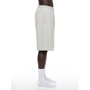 Shorts en molleton à bords bruts unisexes pour un confort décontracté - Product Image 4