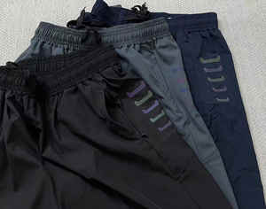 ชุดกีฬาผู้ชายฤดูร้อน แห้งเร็ว ระบายอากาศดี ผ้าฝ้าย 100% เสื้อยืดแขนสั้น กางเกงขาสั้น ชุดออกกำลังกาย 2 ชิ้น ชุดวิ่ง ชุดออกกำลังกายในยิม - Product Image 6