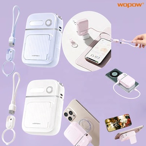 Banque d'alimentation 5 <span class=keywords><strong>en</strong></span> 1 avec support caché, performances exceptionnelles, 10000mAh, 22.5W avec câble de charge rapide et charge sans fil magnétique 15W - Product Image 1