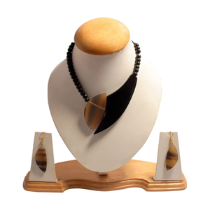 Collier en corne de buffle de serpent biologique pour femmes Design minimaliste de style animal pour les fêtes de Noël à la mode fait un excellent cadeau - Product Image 4