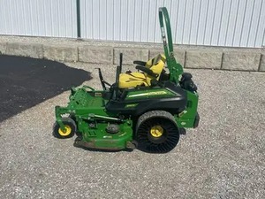 Nouvelle tondeuse autoportée commerciale John Deere Z960M / Seulement 80 heures d'utilisation, moteur Kawasaki FX921V de 31 CV, prête à la vente et à la livraison - Product Image 2