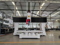 Routeur CNC APEX 5 axes Syntec PLC pour la construction de bateaux en bois, broche simple, moteur 11 kW, haute précision, table mobile multifonctionnelle