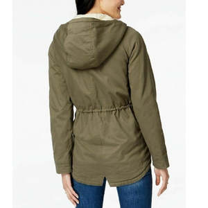 Collezione B Giacca Anorak con Cappuccio Verde Grande per Ragazzi, Caratteristica Antivento per la Stagione Autunnale - Product Image 2