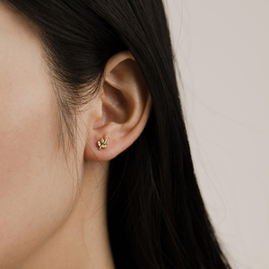 Boucles d'oreilles élégantes et mignonnes en forme de feuille Ensemble de pavés de diamants cultivés en laboratoire Boucles d'oreilles en or massif 10K 14K 18K Cadeau pour elle - Product Image 3