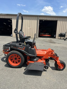 Tondeuse à gazon industrielle sans fil Kubota Z242 2024, 4 temps, 1600 W, hauteur de coupe de 1000 mm - Product Image 2