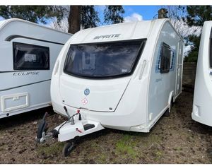 Wholesale Luxury Standard Caravan Camper Trailers for 4x4 Outdoor RV Camping Durable Camper <b>Van</b> Expedition Truck for Travel. - Product Image 1